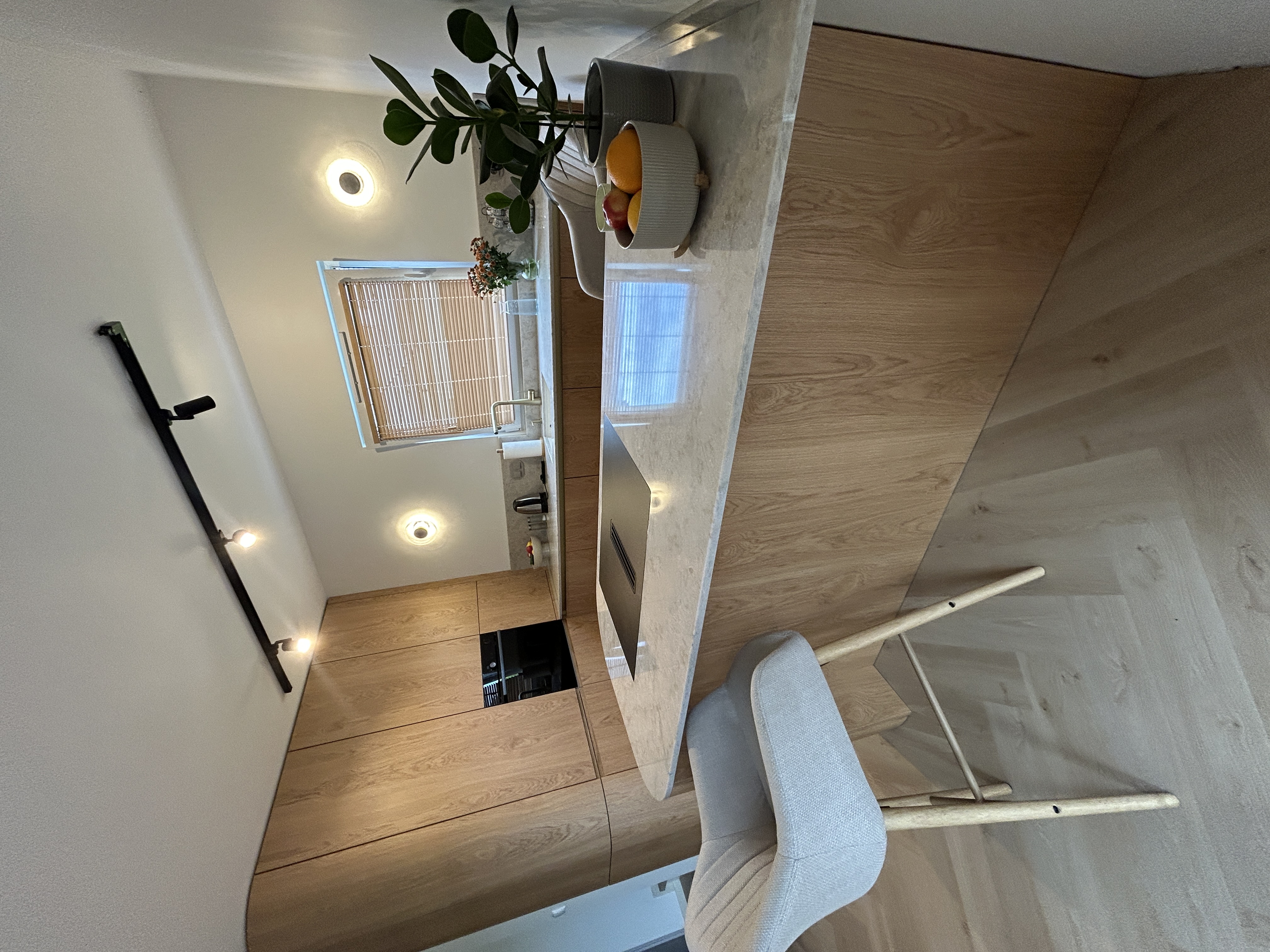 Szafa z drzwiami typu bifold, system Hettich Wrocław